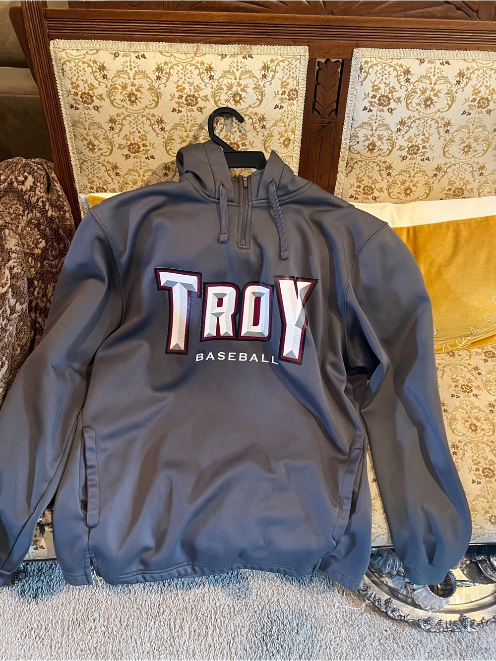 Men’s Majestic Gray Troy Baseball Hoodie size Adult L